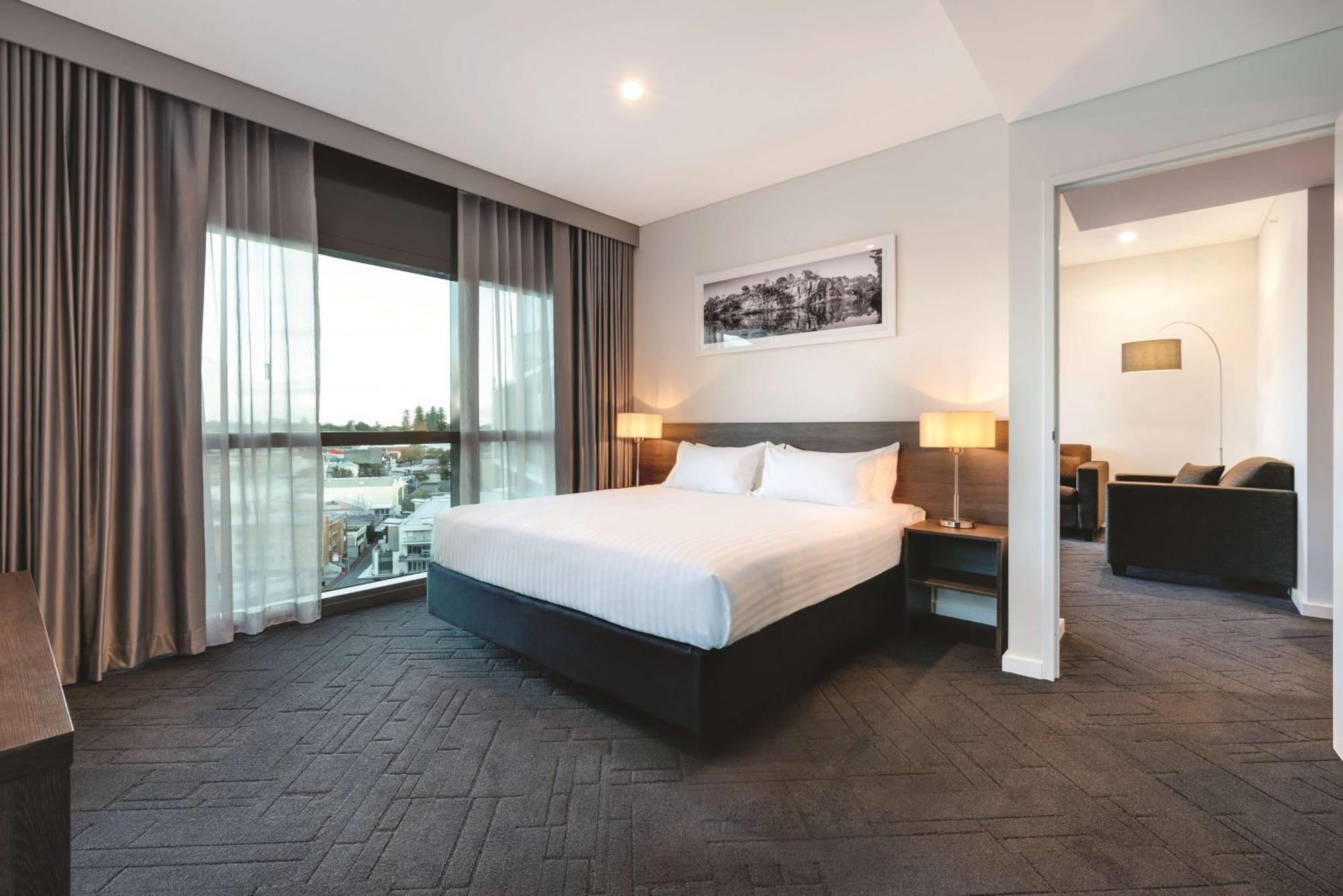 Vibe Hotel Subiaco Perth Bagian luar foto